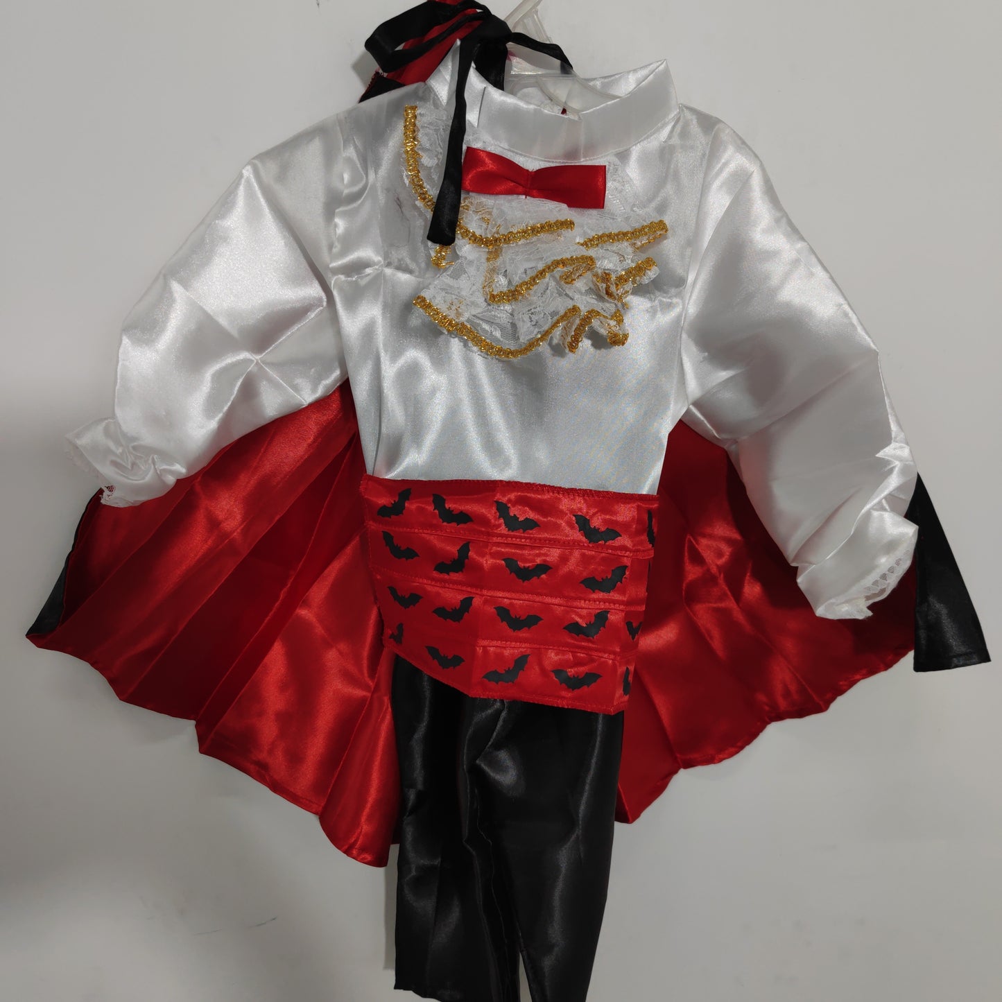 Vampiro con medallón ML