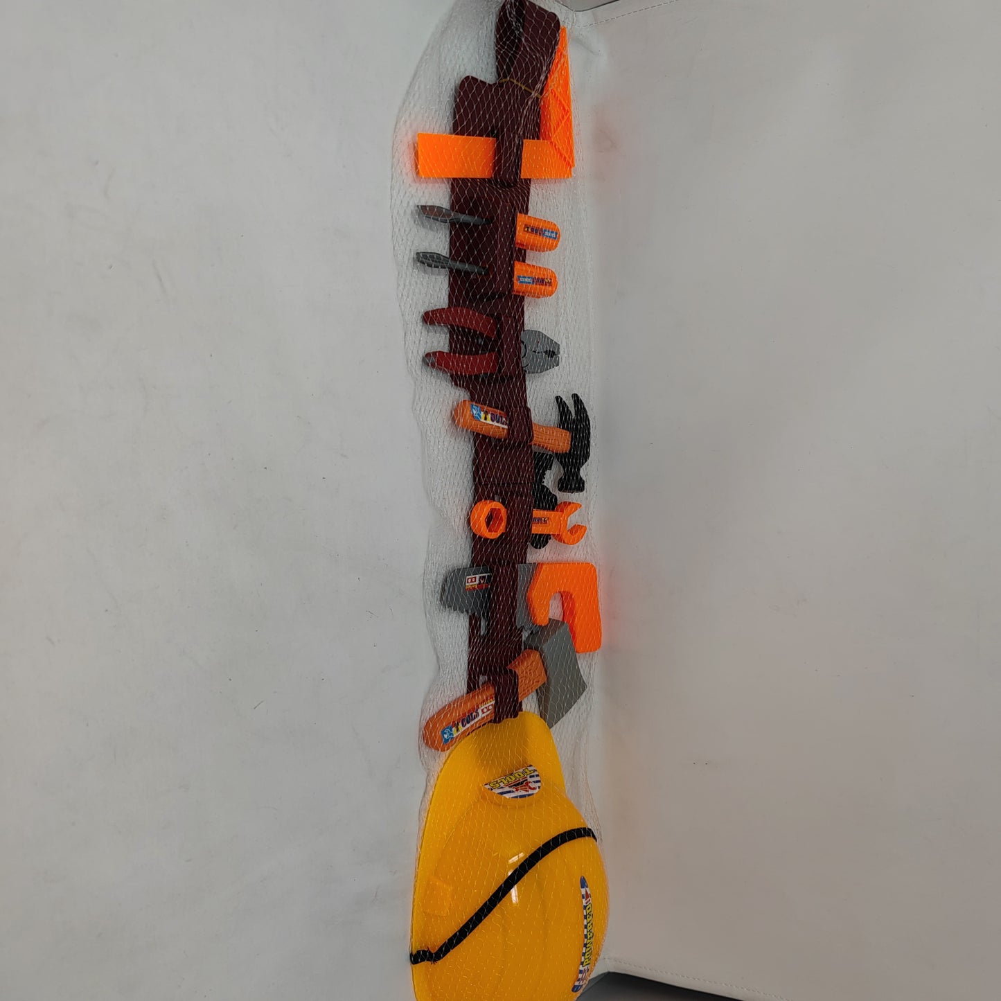 Casco con herramientas ch