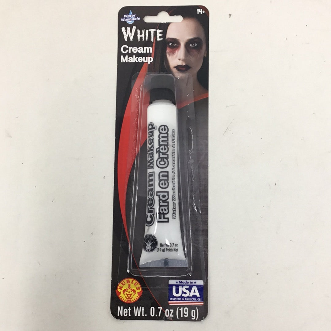 White crema make up