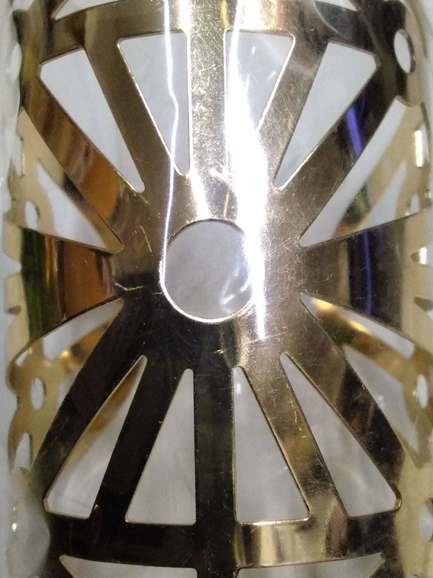 Brazalete griego dorado