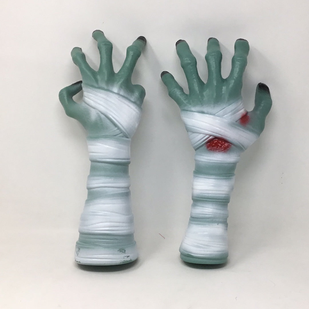 Zombie hands