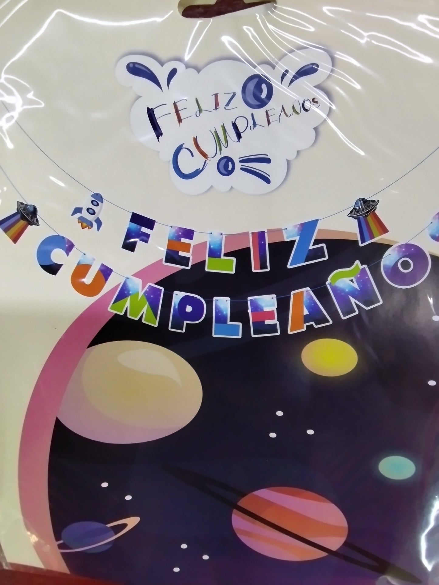 Letrero feliz cumpleaños cohete