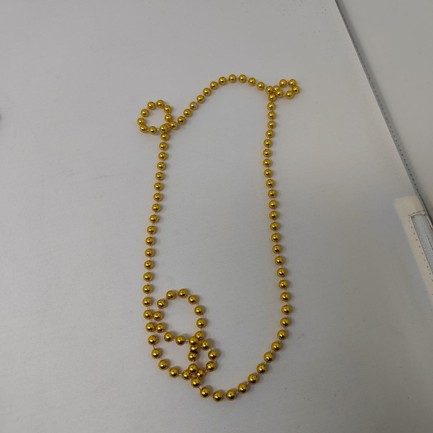 Collar de bolitas